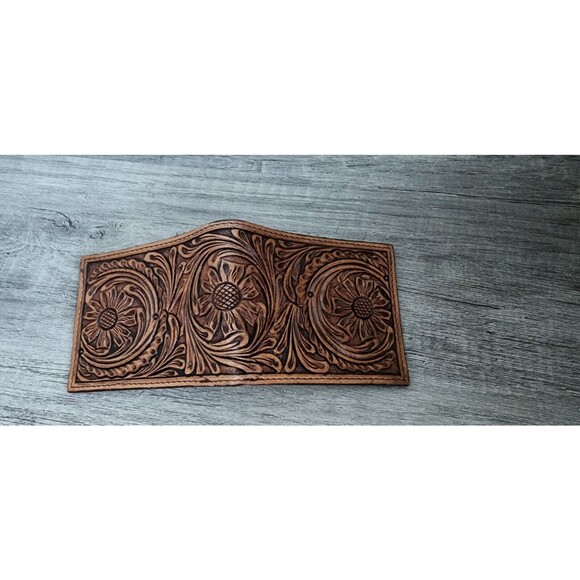 Mens Tan Leather Bi-fold Wallet Floral Tooled by Ranger Belt Company IWR-1B - Picture 6 of 10